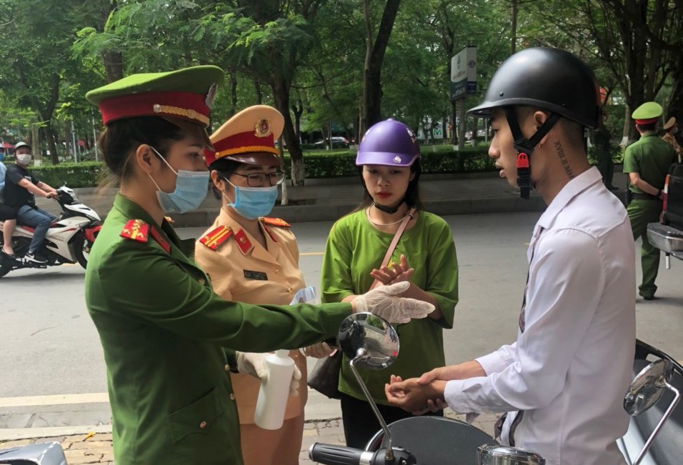 Khối Công an quận: Chủ động phòng chống dịch bệnh COVID-19